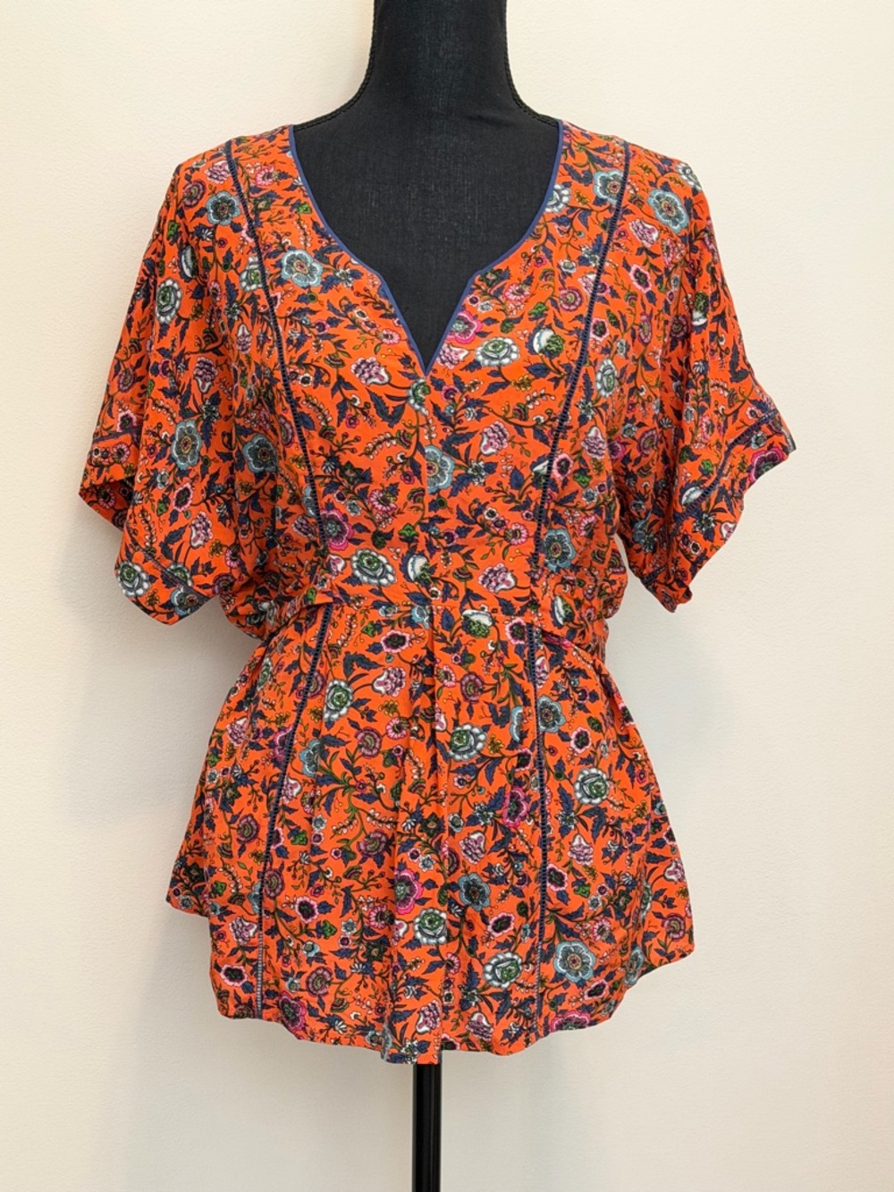 Maeve Maes 100% Silk Kimono Blouse Womens S Orange‎ Ditsy Floral V-Neck Tie Boho
